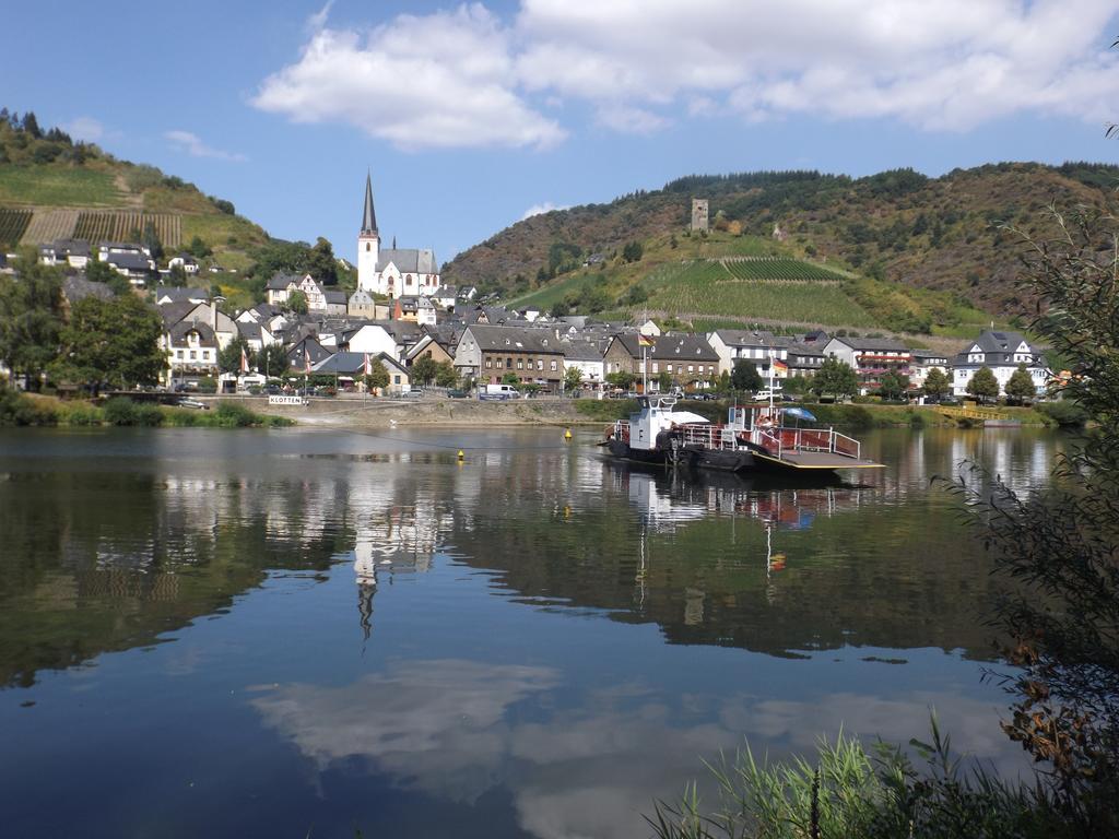 Zum Achten Himmel Klotten Exterior photo